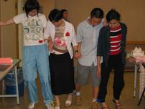 2004ΫE|